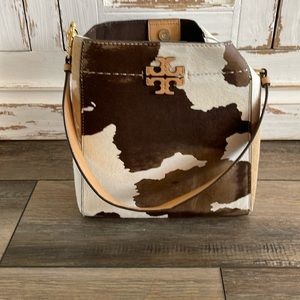 Tory Burch Cowhide McGraw Bucket Purse.